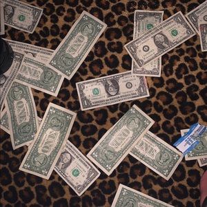 Meet your Posher, Emma